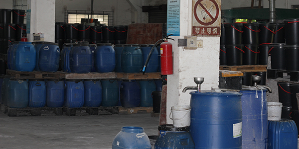 一起來看看粘必牢電子密封膠的使用注意事項(xiàng)